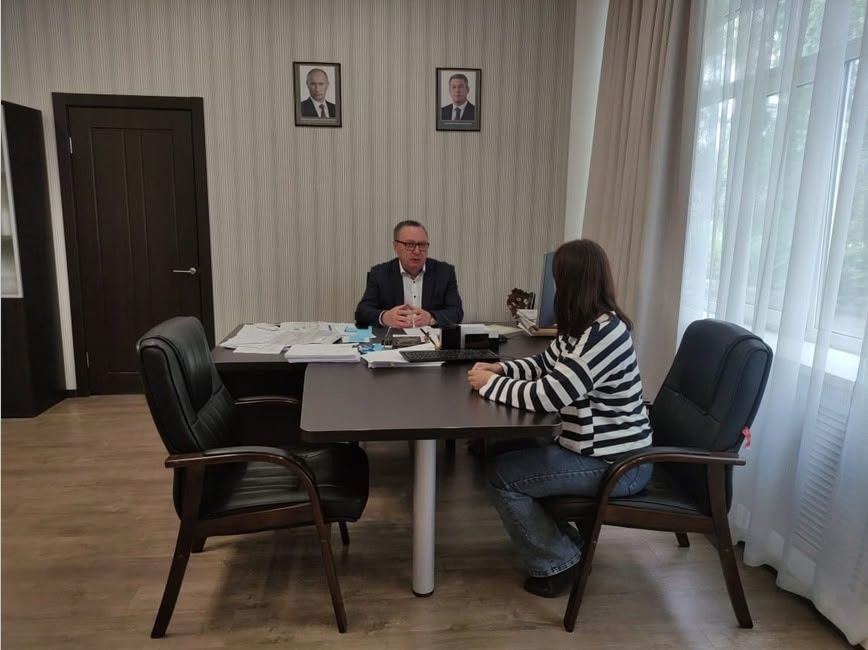 Сегодня прошел прием граждан в Давлекановской ЦРБ с главным врачом Салаватом Айдаром Аслямовичем