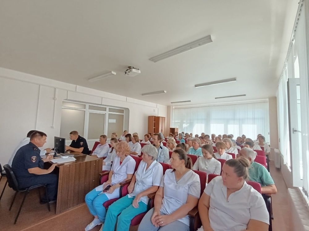 25 июля в ГБУЗ РБ Давлекановская ЦРБ совместно с сотрудниками полиции был проведен медсовет
